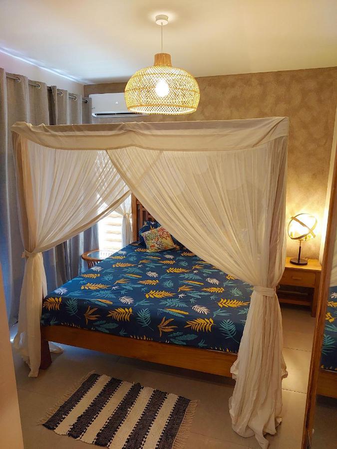 Golden Square Villa & Private Pool Flic en Flac Экстерьер фото